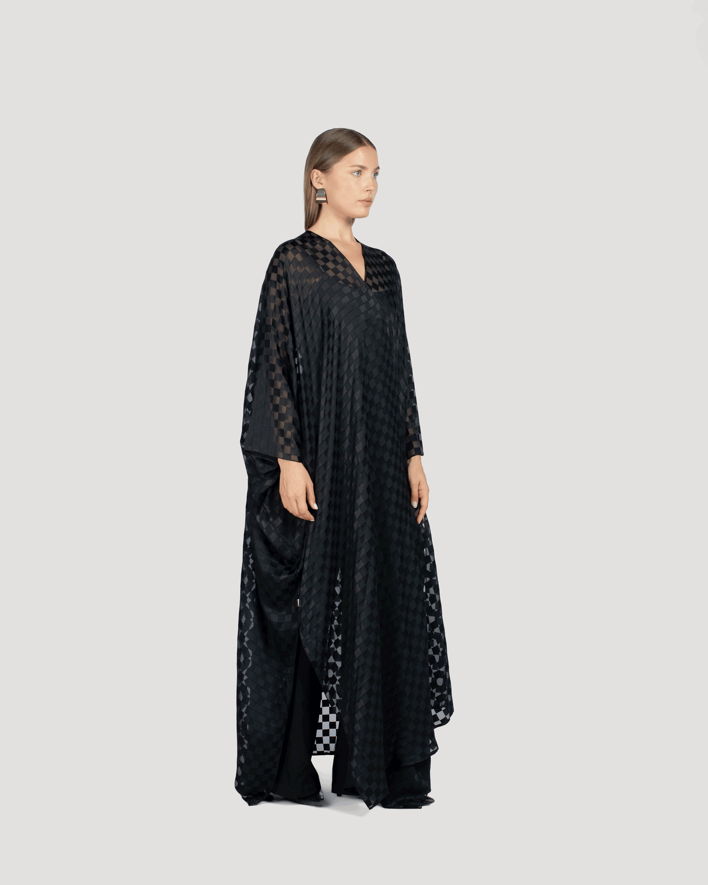 The Squared Abaya