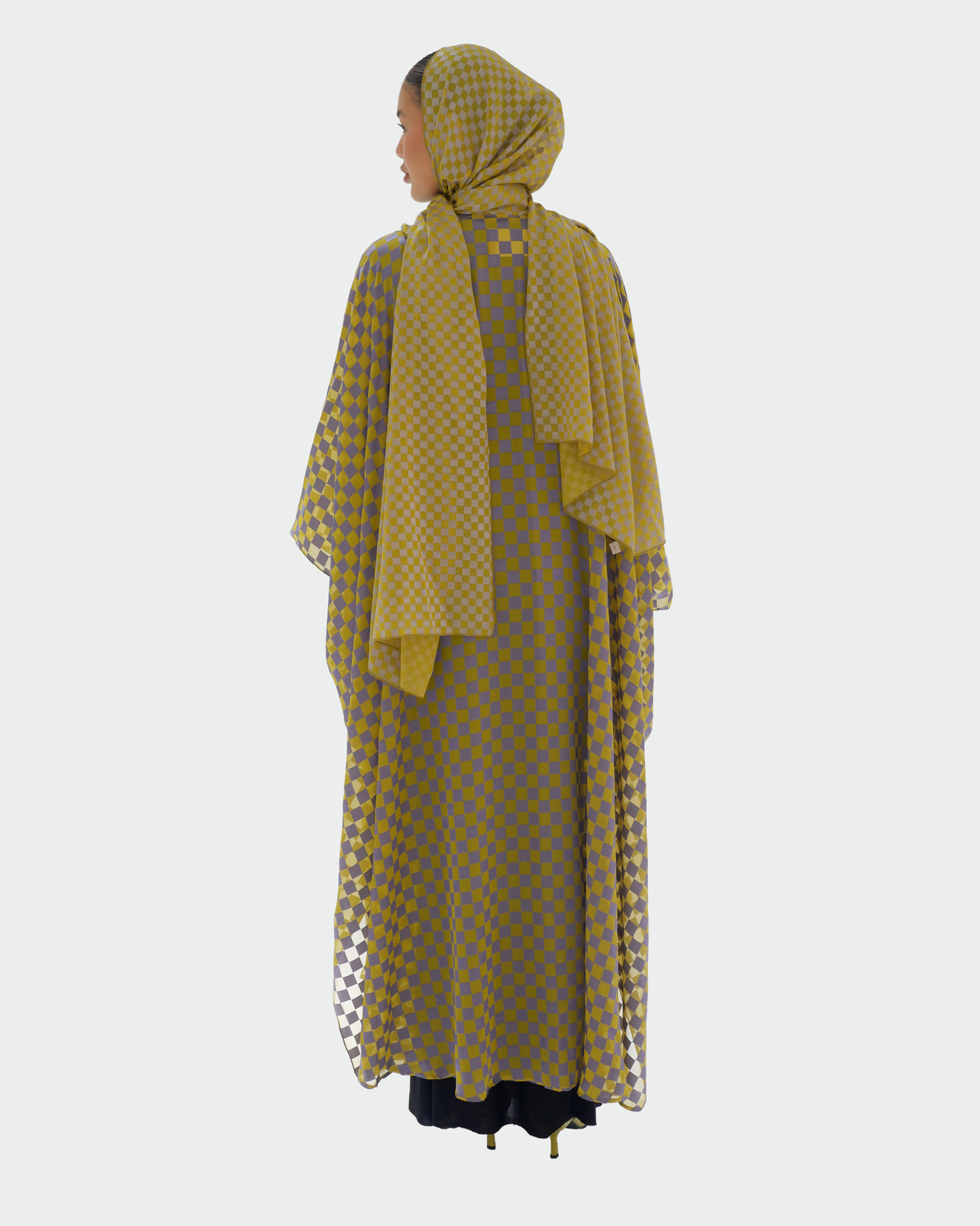 The Squared Abaya