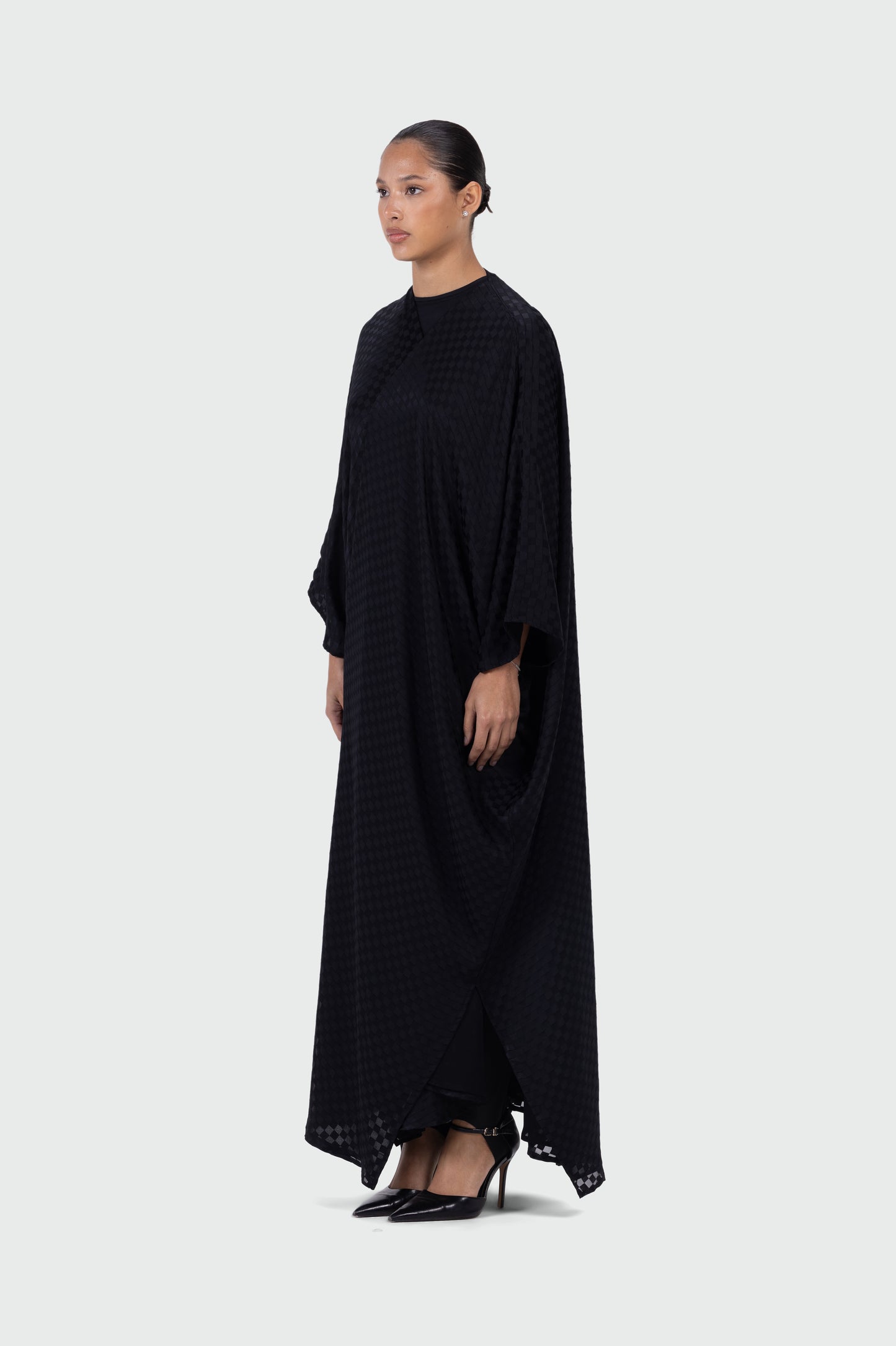 The Squared Abaya